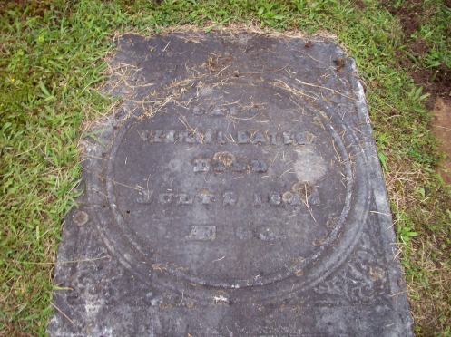 Ezekiel Bates' gravestone in the Pittsfield Cemetery.